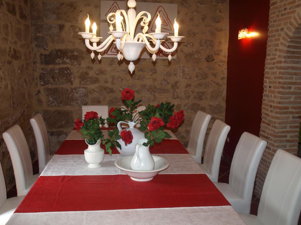 Hosteria El Pomar 노발레스 외부 사진