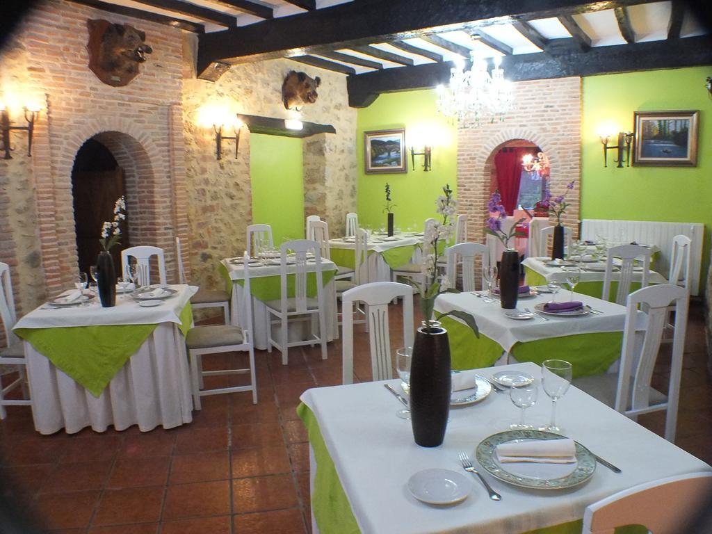 Hosteria El Pomar 노발레스 외부 사진