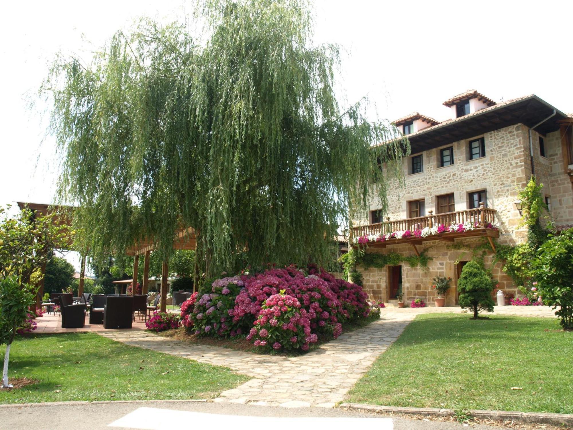 Hosteria El Pomar 노발레스 외부 사진