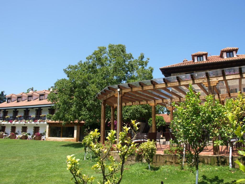 Hosteria El Pomar 노발레스 외부 사진
